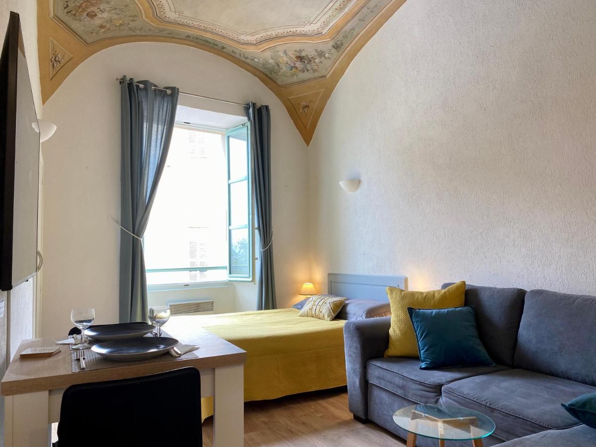 Lovely - Heart Of Menton, Near The Beach. Apartment